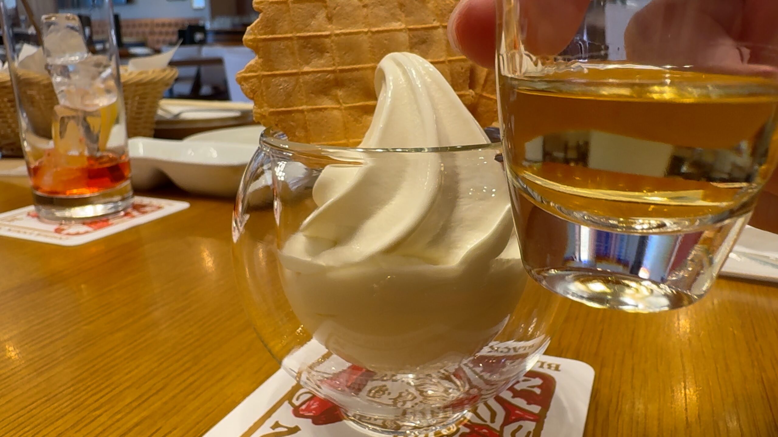 ニッカウヰスキー余市蒸溜所で食べて飲む！ここでしか食べられない料理 