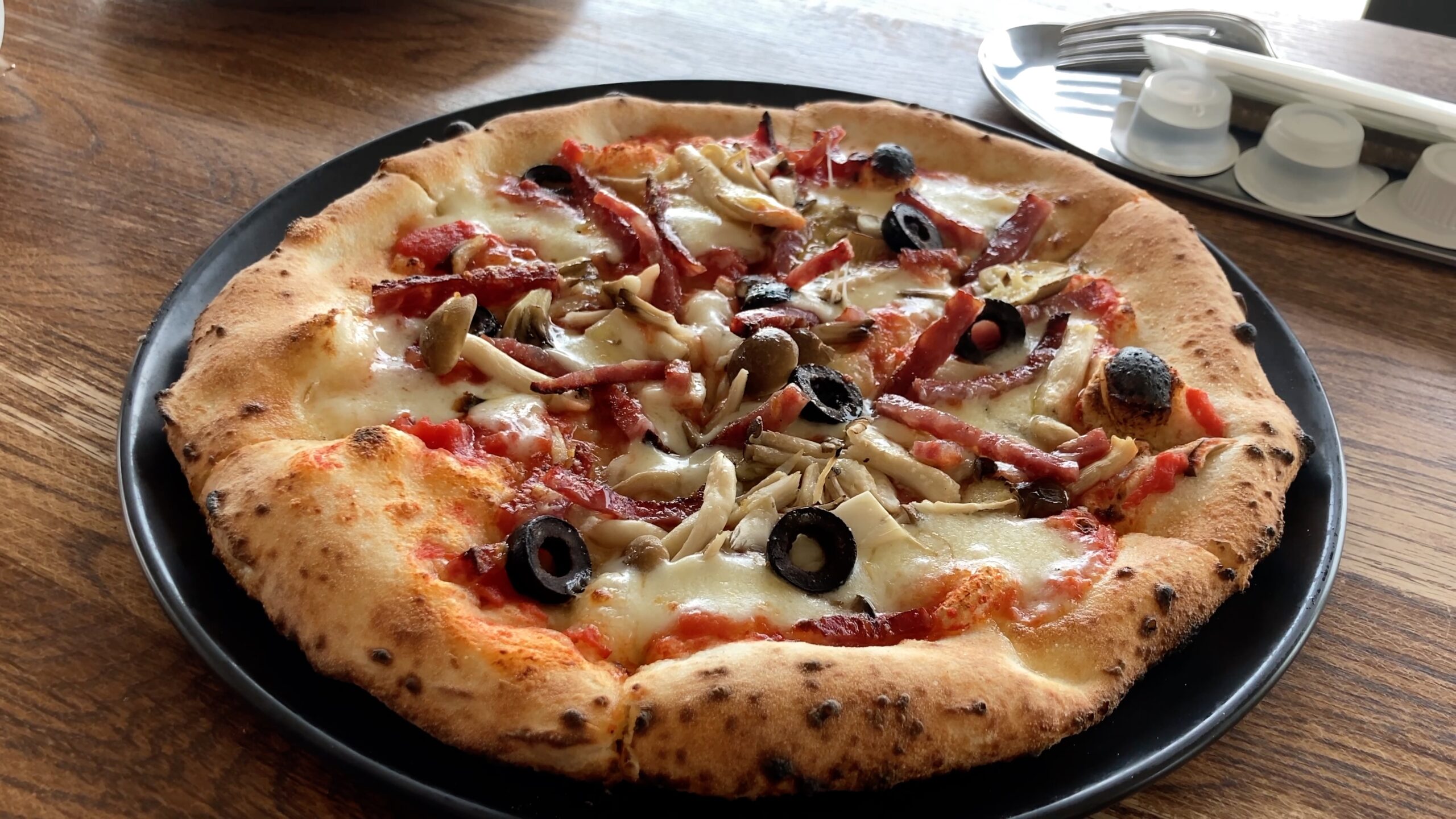 絶景を眺めながら食べる本格ナポリピザ！石狩厚田の『Ripple(リップル)』 | メシ旅ほっかいどう